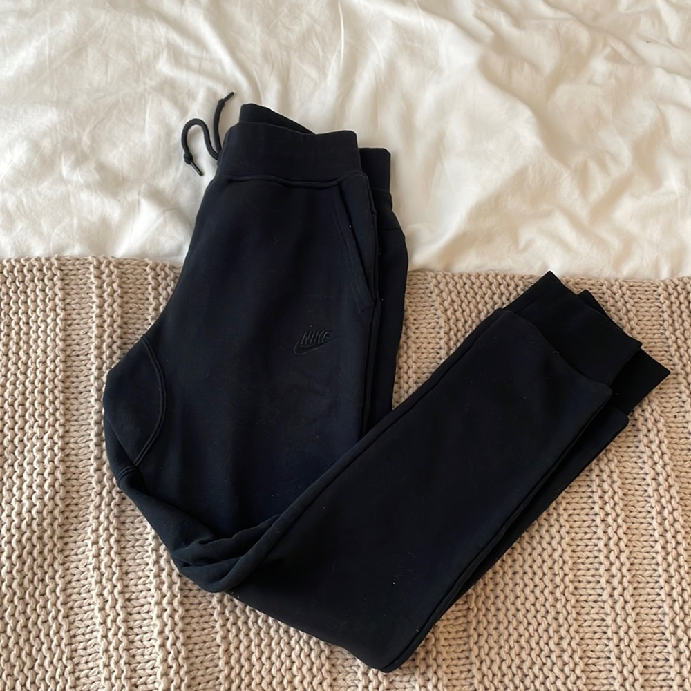 Black Nike Mens Sweatpants NWT